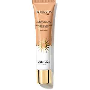 GUERLAIN Terracotta Joli Teint Protecting Tinted Moisturizer rozjasňující make-up pro přirozený vzhled SPF 20 odstín 20 Golden 30 ml
