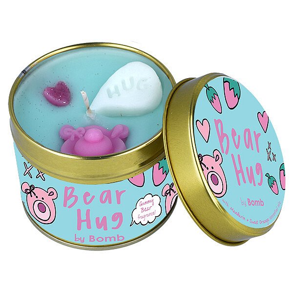 Bomb Cosmetics Vonná svíčka v plechové dóze Bear Hug 1 ks