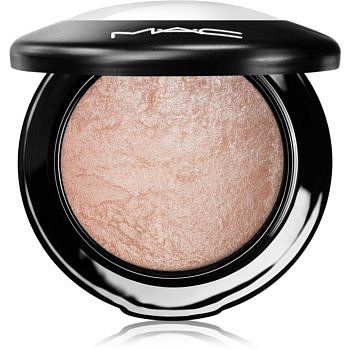 MAC Mineralize Skinfinish rozjasňující zapečený pudr odstín Soft & Gentle 10 g