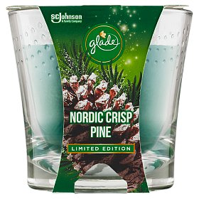 Glade Limited Edition Candle Nordic Crisp Pine parfémovaná svíčka 129 g