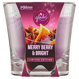 Glade Limited Edition Candle Merry Berry & Bright parfémovaná svíčka 129 g