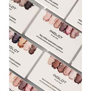 Inglot PlayInn Eyeshadow Palette paletka očních stínů odstín Fizzy Toffee 7.6 g
