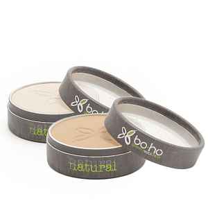 Boho Green Kompaktní make-up 4,5g Boho Green Kompaktní make-up: 04 Biege Halé