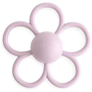 Mushie Rattle Teether Toy kousátko s chrastítkem Soft Lilac 1 ks