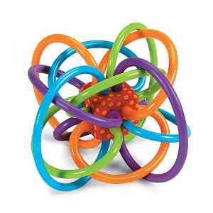 Manhattan Toy kousátko s chrastítkem Winkel