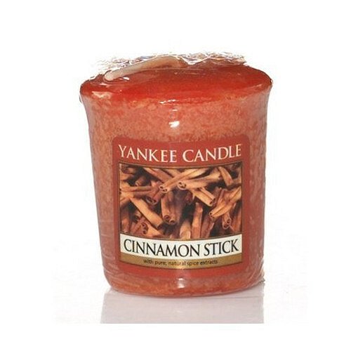 Yankee Candle Aromatická votivní svíčka Skořice s hřebíčkem (Cinnamon Stick)  49 g