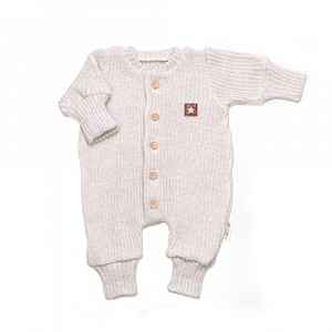 Baby Nellys Rostoucí pletený oversize overálek + čepička Star, béžový melírek, vel. 68/74