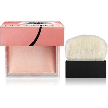 Benefit Dandelion rozjasňující tvářenka se štětečkem odstín nude-pink 3 g