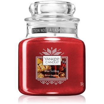 Yankee Candle After Sledding vonná svíčka Classic malá 104 g