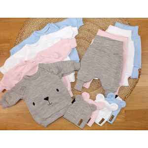 Kazum Pletená kojenecká sada 3D Medvídek, svetřík, tepláčky + čepička , bílá