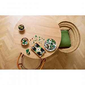 LEGO Icons 10359 Zahrada s fontánou