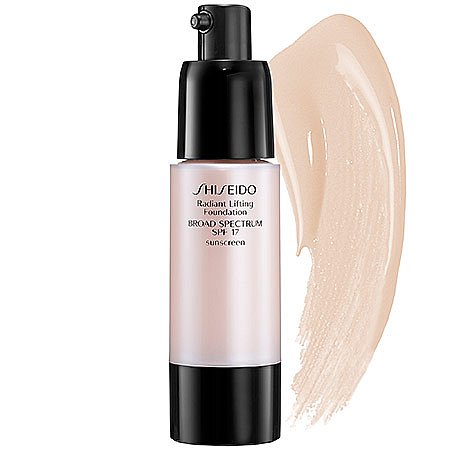 Shiseido Radiant Lifting Foundation, rozjasňující make-up I00 Very Light Ivory