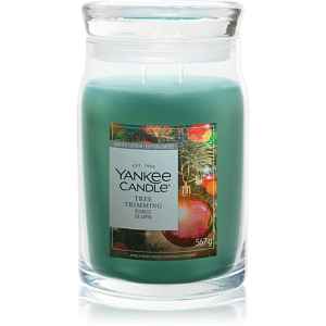 Yankee Candle Tree Trimming vonná svíčka 567 g