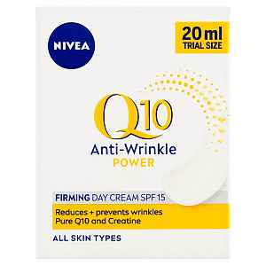 Nivea Denní krém proti vráskám Q 10 Plus SPF 15 mini  20 ml