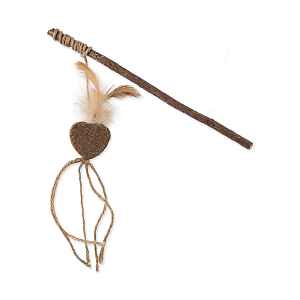 MAGIC CAT Hračka Natural Fun šidítko srdce s přírodními pírky a provázky 25 cm