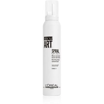 L’Oréal Professionnel Tecni.Art Spiral Queen  stylingová pěna pro definici a tvar účesu pro kudrnaté vlasy 200 ml