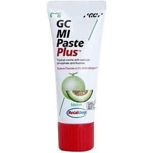 GC MI Paste Plus Melon remineralizační ochranný krém pro citlivé zuby s fluoridem pro profesionální použití  35 ml