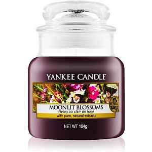 Yankee Candle Moonlit Blossoms vonná svíčka Classic malá 104 g